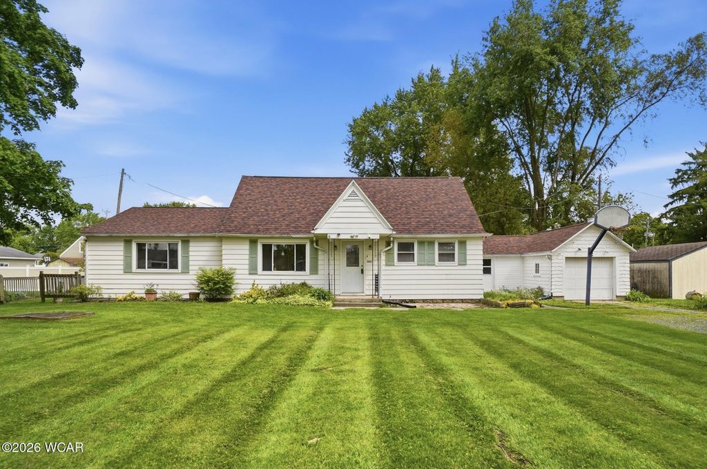 Photo of 2223 Makin Drive, Lima, OH 45804 (MLS # 310249)