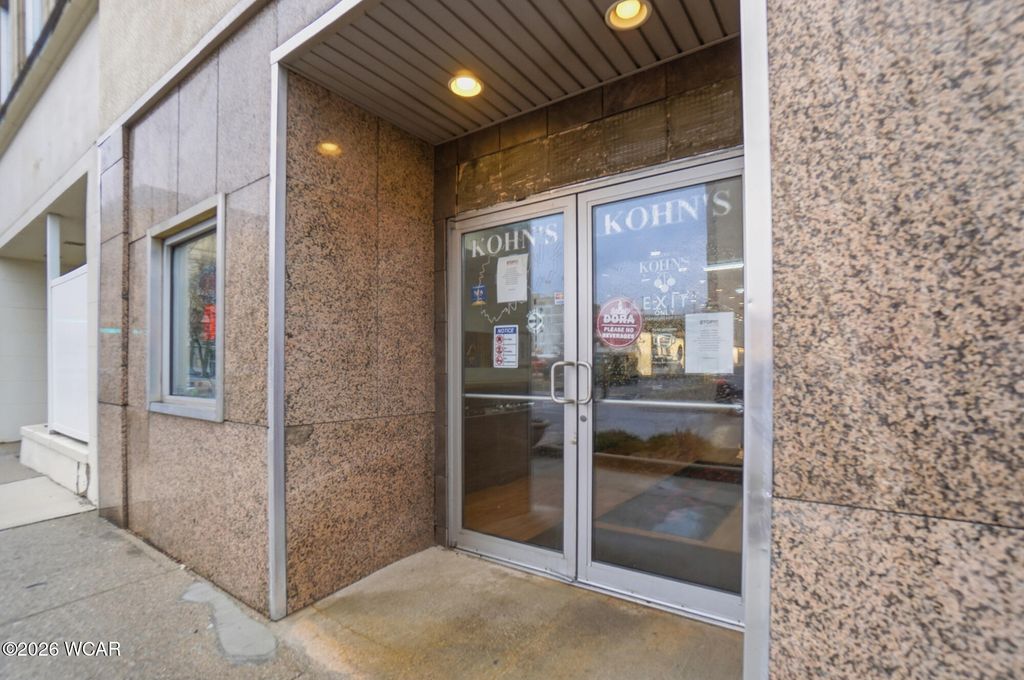 Photo of 126 W High Street, Lima, OH 45801 (MLS # 309623)