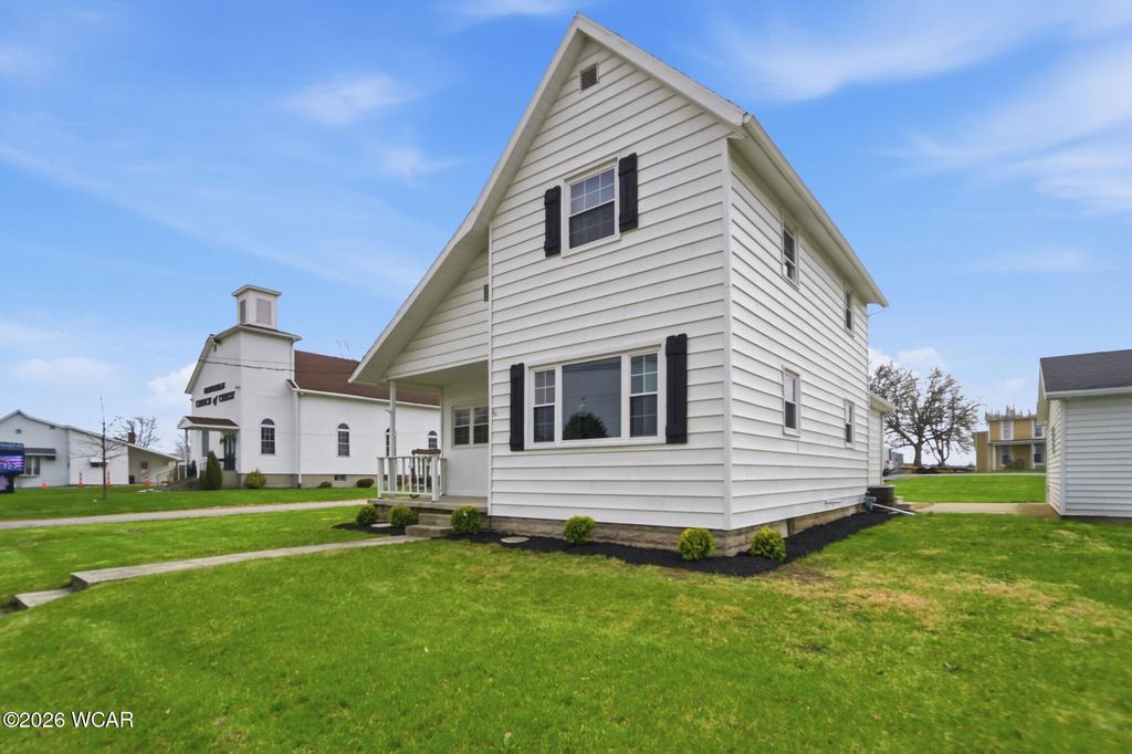 Photo of 304 E Main Street, Beaverdam, OH 45808 (MLS # 309831)