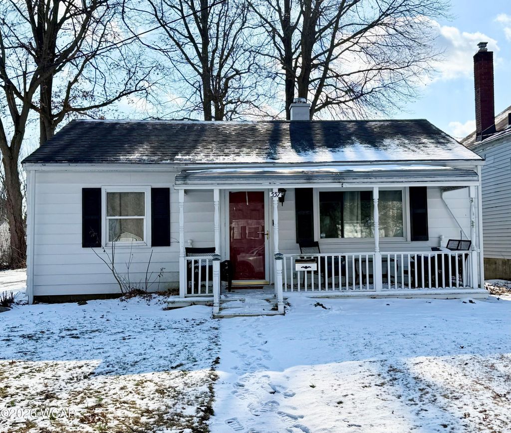 Photo of 557 W Ashton Avenue, Lima, OH 45801 (MLS # 309266)