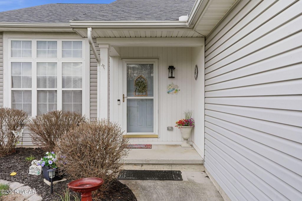 Photo of 1958 Olympia Circle, Lima, OH 45805 (MLS # 309655)