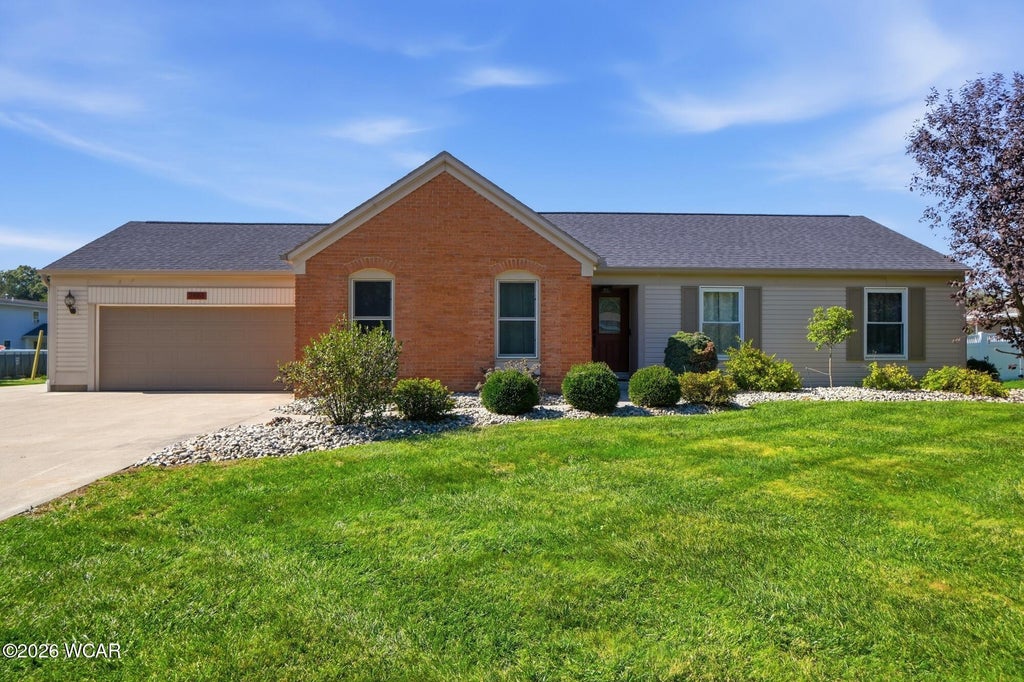 Photo of 2661 Whippoorwill Avenue, Lima, OH 45807 (MLS # 311788)
