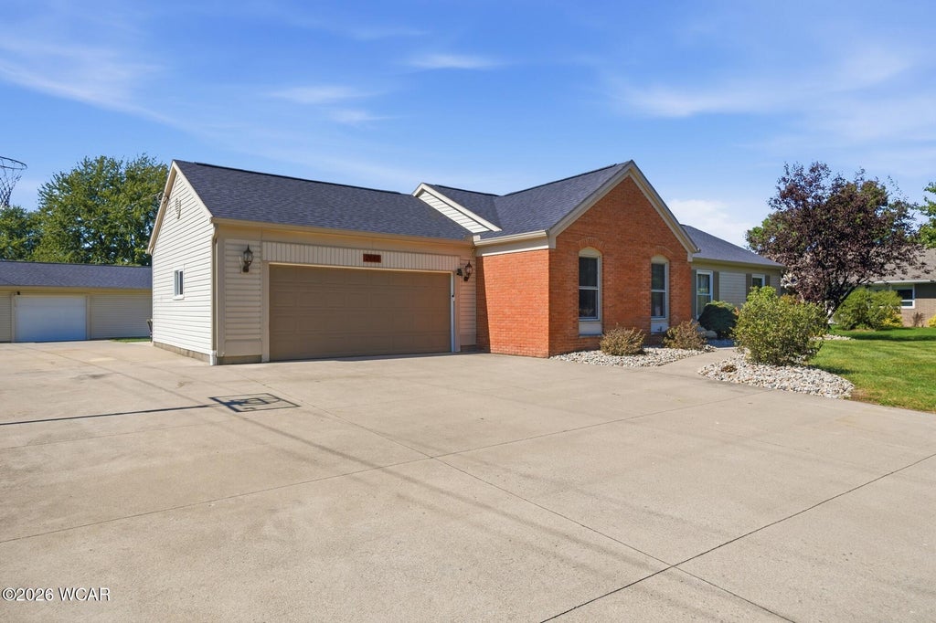Photo of 2661 Whippoorwill Avenue, Lima, OH 45807 (MLS # 311788)