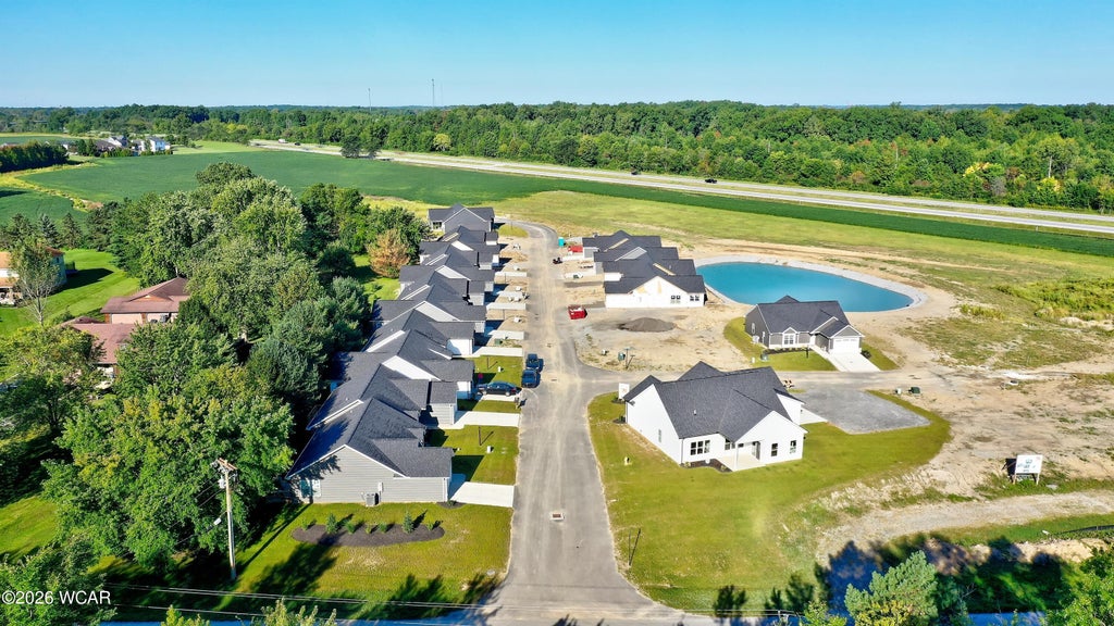 Photo of 2844 Autumn Lake Drive, Lima, OH 45801 (MLS # 311890)
