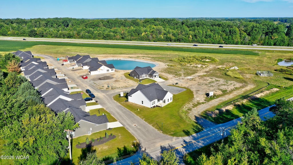 Photo of 2844 Autumn Lake Drive, Lima, OH 45801 (MLS # 311890)