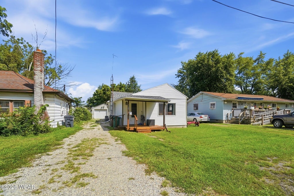 Photo of 1127 E Franklin Street, Lima, OH 45804 (MLS # 311323)