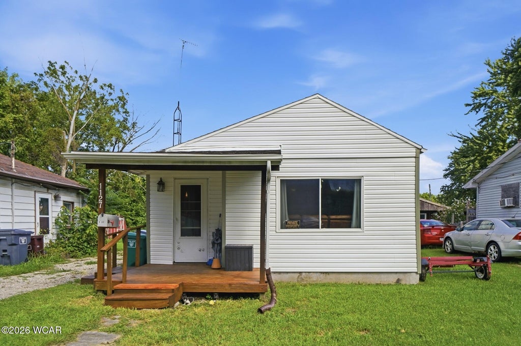 Photo of 1127 E Franklin Street, Lima, OH 45804 (MLS # 311323)