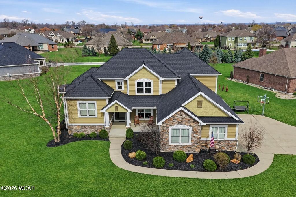 Photo of 690 Rosecrest Drive, Troy, OH 45373 (MLS # 309745)