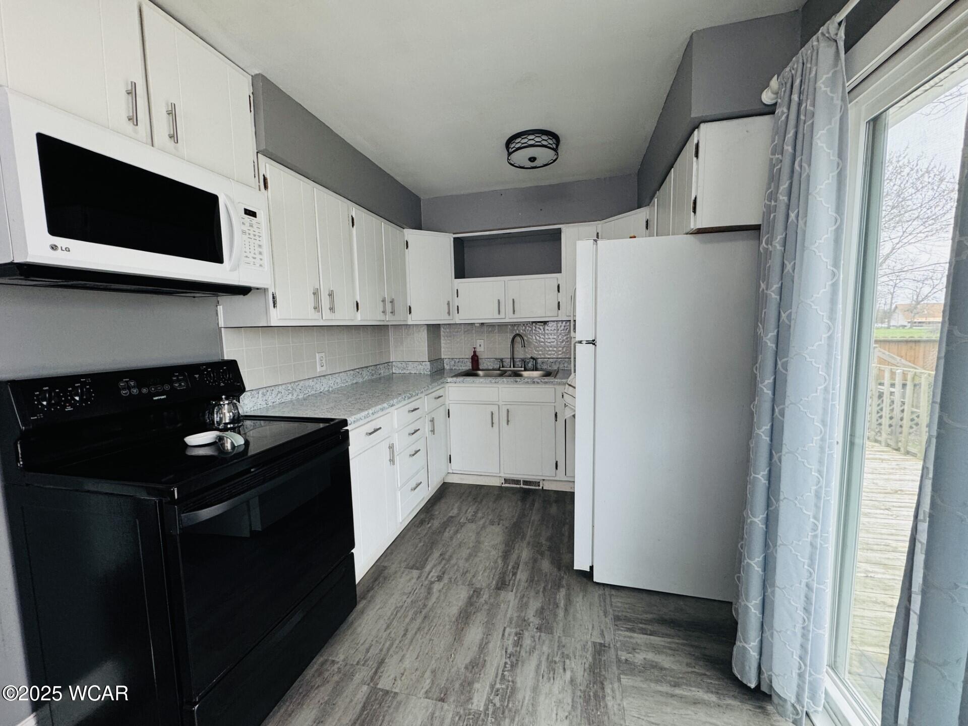 Lima, Ohio 45801, United States, 3 Bedrooms Bedrooms, ,2 BathroomsBathrooms,Residential,Active,104202