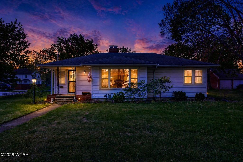 Photo of 501 W O'Connor Avenue, Lima, OH 45801 (MLS # 310097)