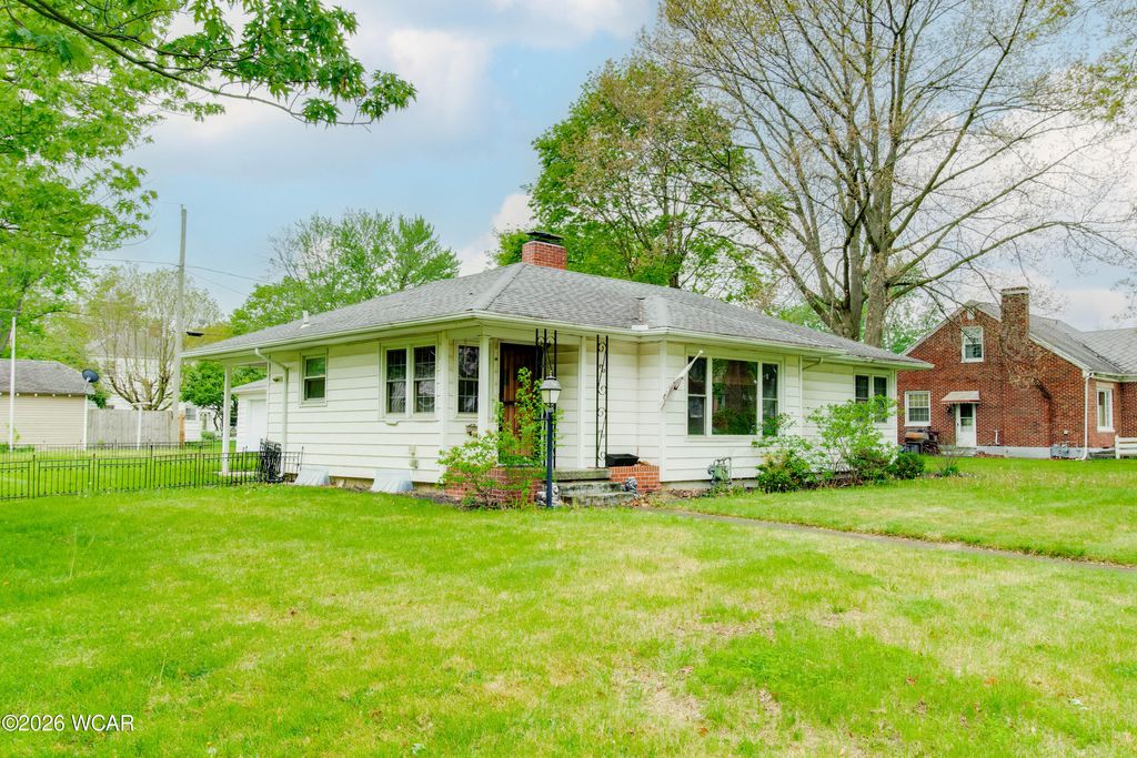 Photo of 501 W O'Connor Avenue, Lima, OH 45801 (MLS # 310097)