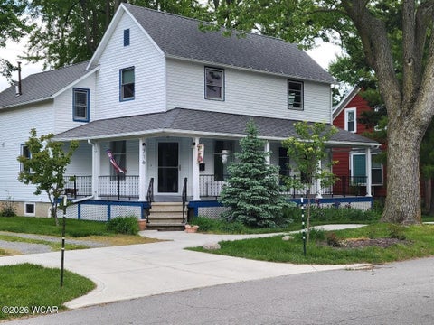 Photo for 216 E Highland Avenue