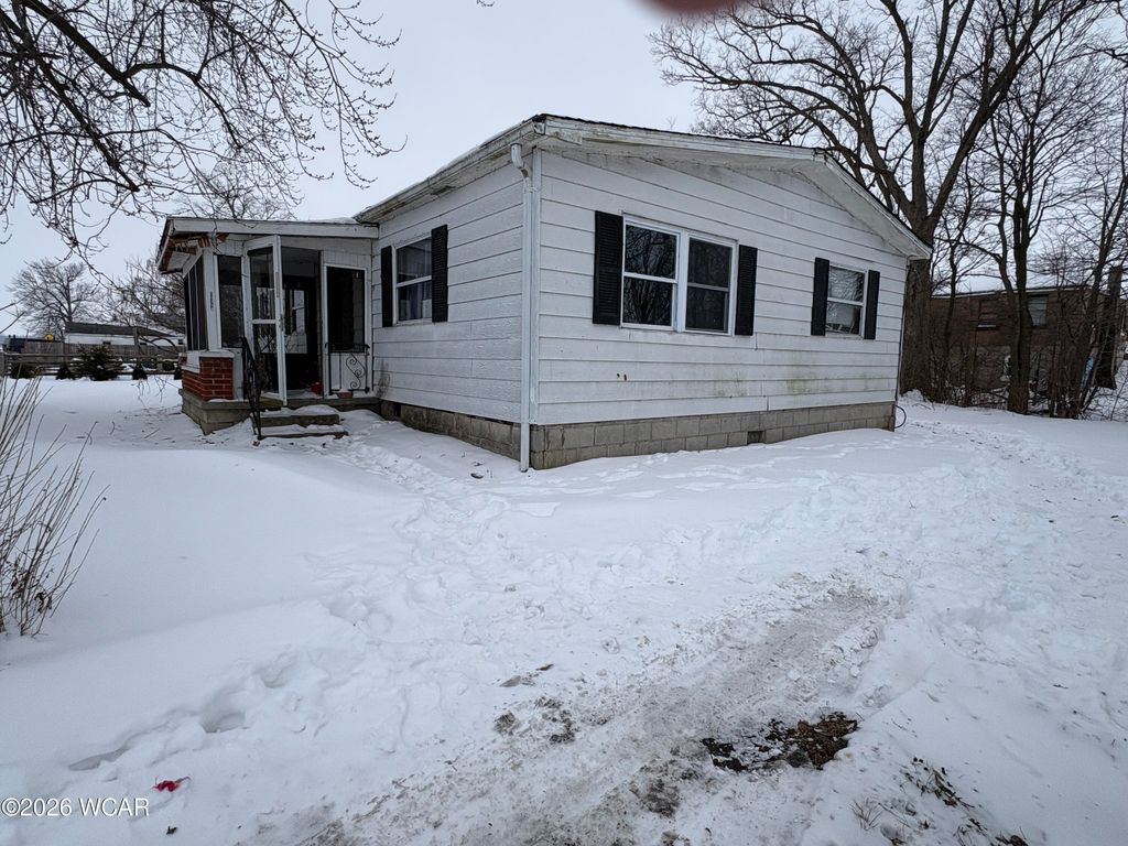 Photo of 11385 East Drive, Saint Marys, OH 45885 (MLS # 309352)