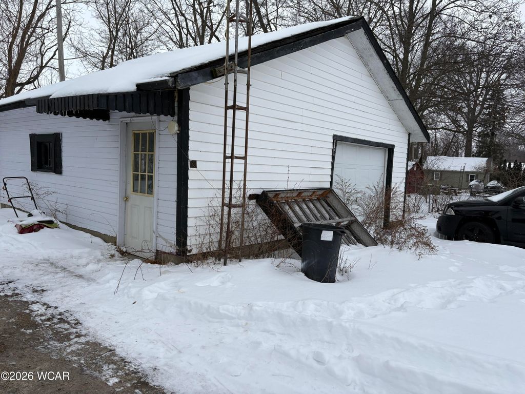 Photo of 11385 East Drive, Saint Marys, OH 45885 (MLS # 309352)