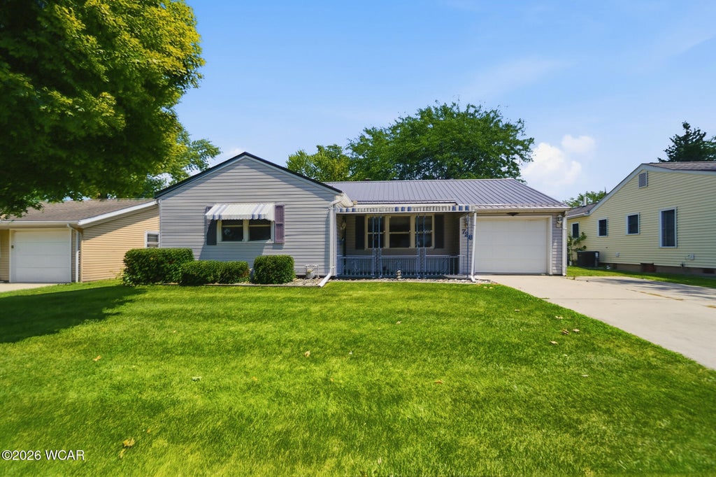 Photo of 728 S Tyler Street, Van Wert, OH 45891 (MLS # 310938)