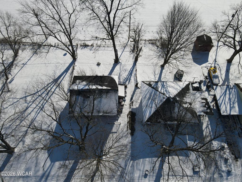 Photo of 1330 Essex Drive Drive, Lima, OH 45804 (MLS # 309217)