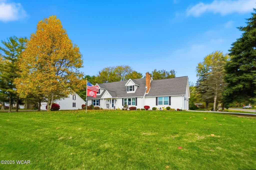 Photo of 3650 Redbud Lane, Lima, OH 45806 (MLS # 308747)