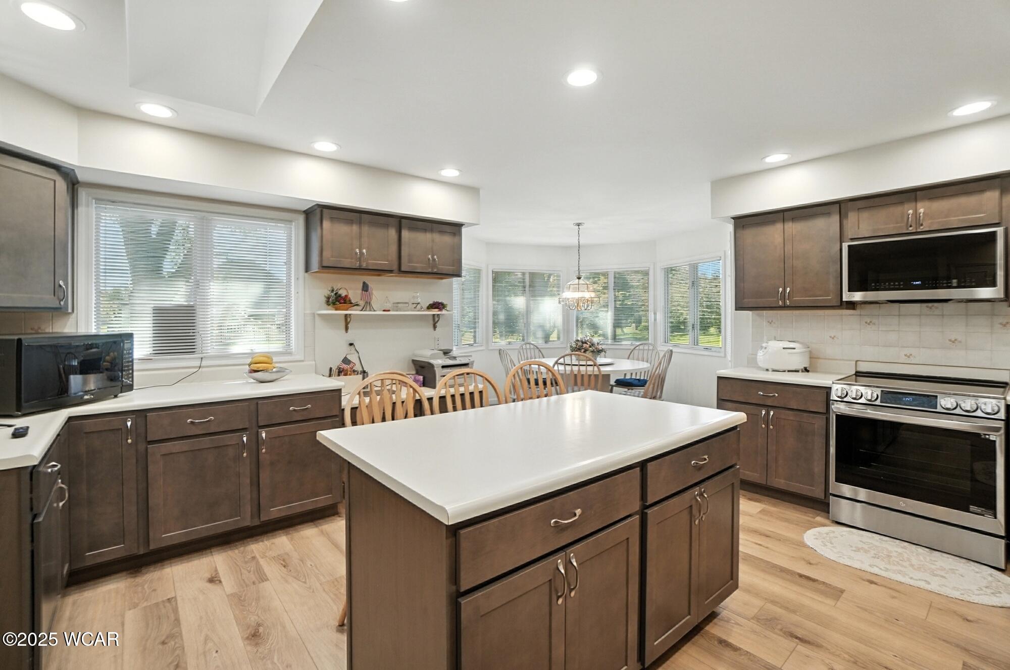 Lima, Ohio 45805, United States, 5 Bedrooms Bedrooms, ,5 BathroomsBathrooms,Residential,Active,199891