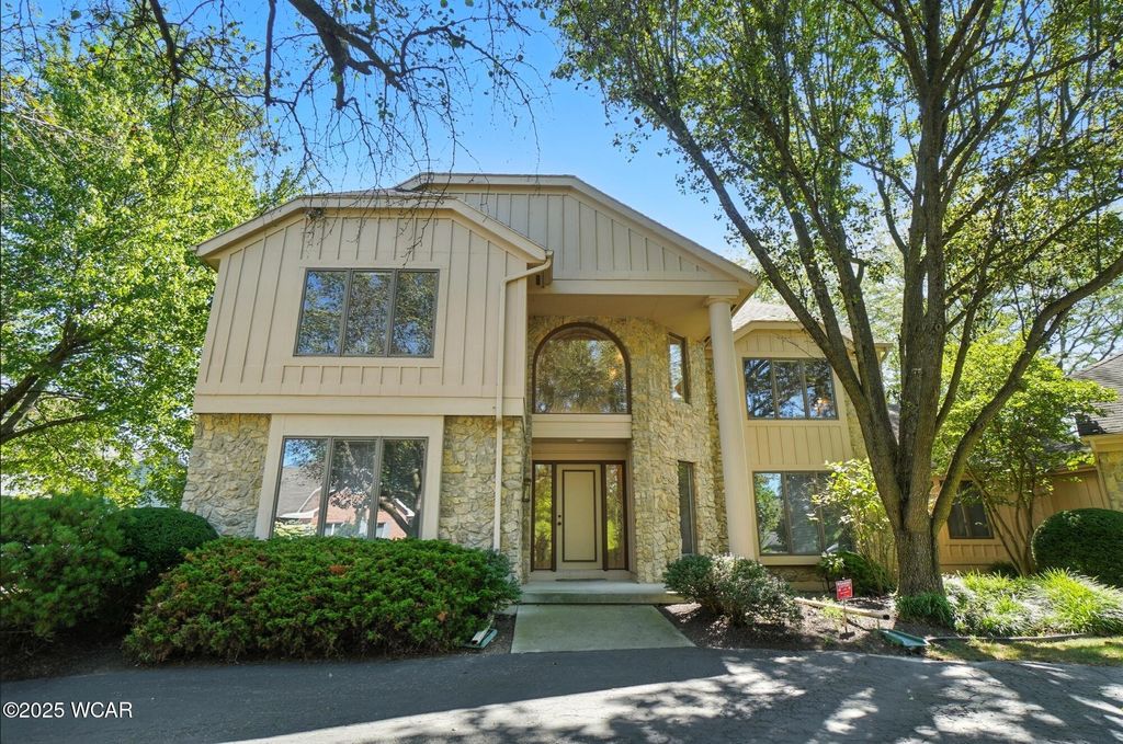 Photo of 845 Atalan Trail, Lima, OH 45805 (MLS # 308092)