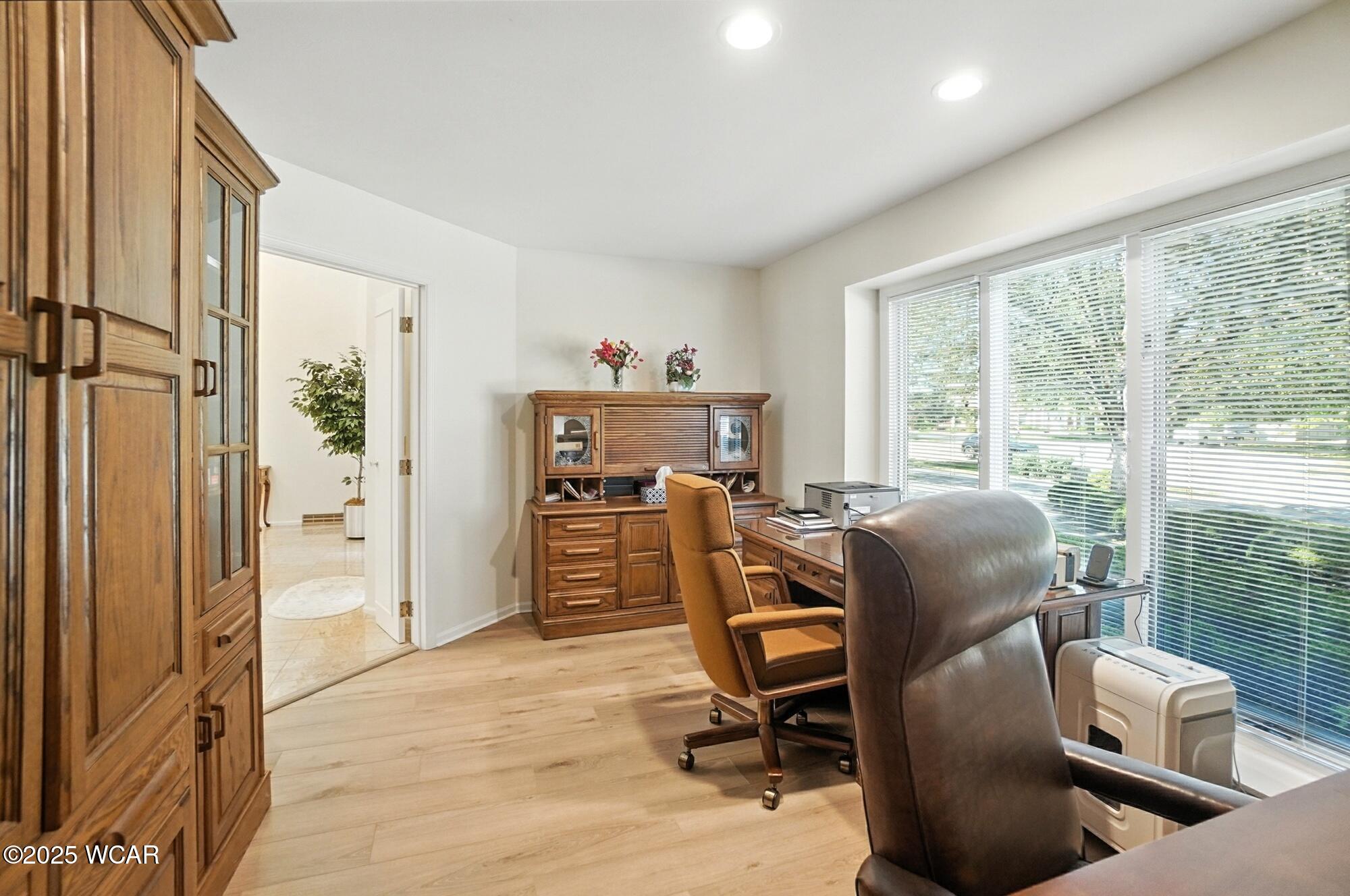 Lima, Ohio 45805, United States, 5 Bedrooms Bedrooms, ,5 BathroomsBathrooms,Residential,Active,199891