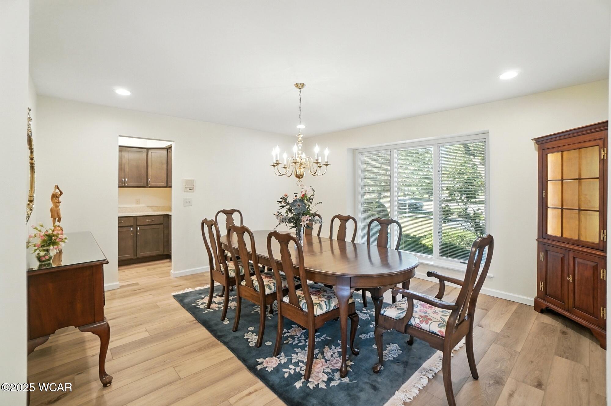 Lima, Ohio 45805, United States, 5 Bedrooms Bedrooms, ,5 BathroomsBathrooms,Residential,Active,199891