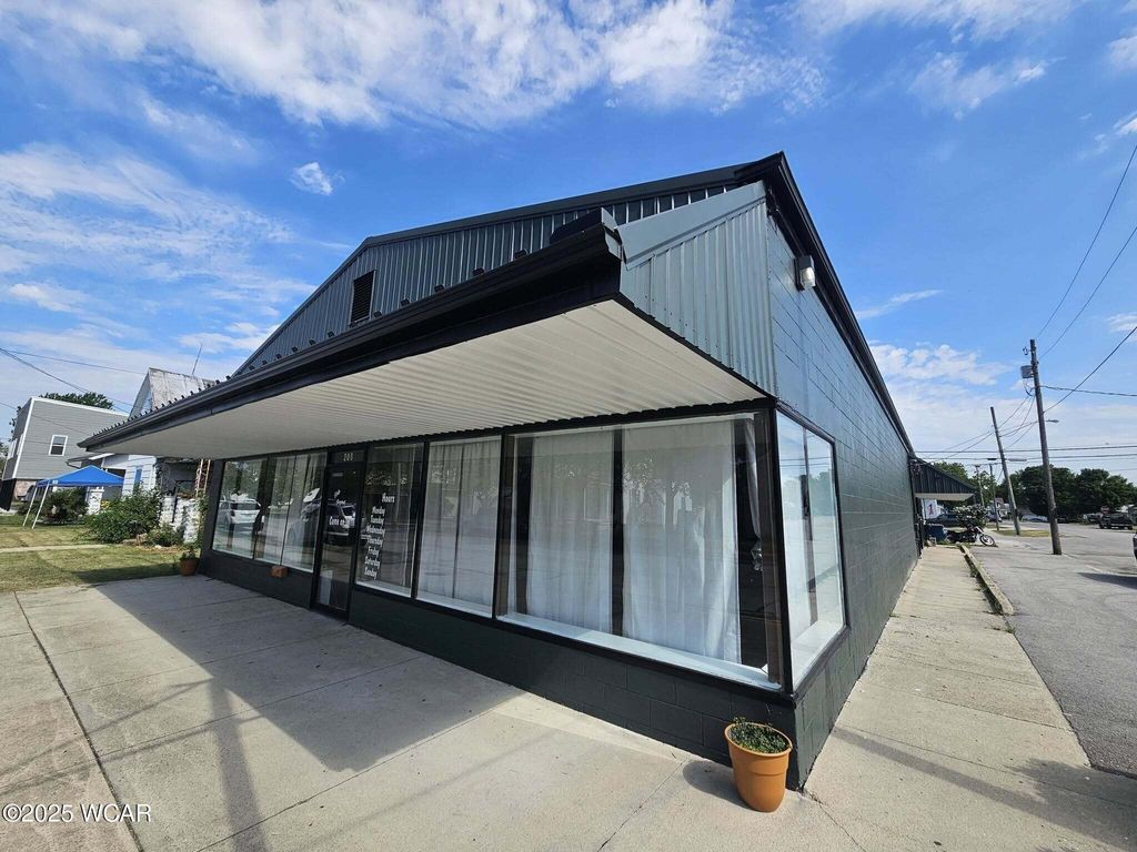 Photo of 200 W Main Street, Cridersville, OH 45806 (MLS # 307754)