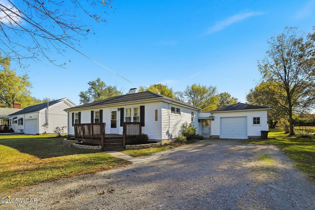 Photo of 1744 Homeward Avenue, Lima, OH 45805 (MLS # 308691)