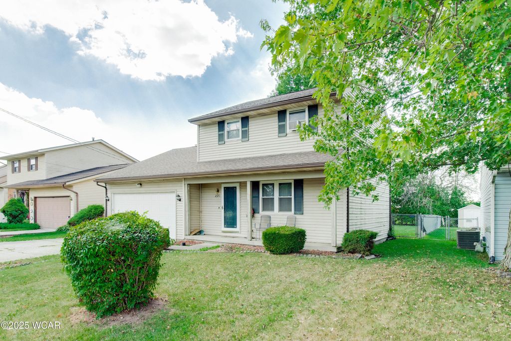 Photo of 2371 Mandolin Drive, Lima, OH 45801 (MLS # 308381)