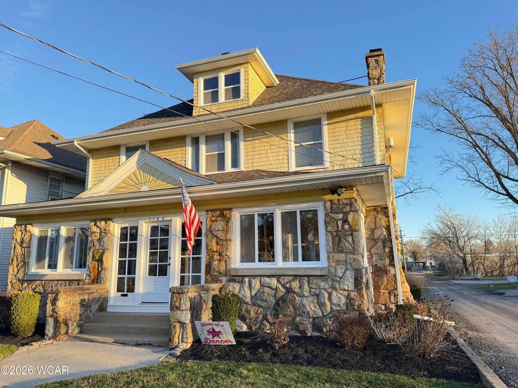 Photo of 1160 W High Street, Lima, OH 45805 (MLS # 309627)