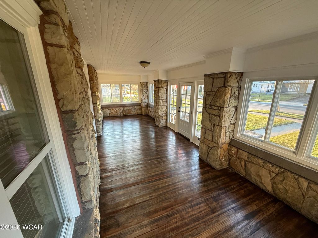 Photo of 1160 W High Street, Lima, OH 45805 (MLS # 309627)