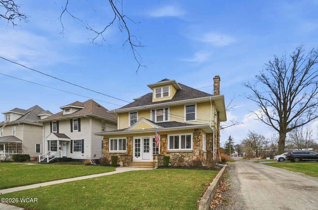 Photo of 1160 W High Street, Lima, OH 45805 (MLS # 309627)