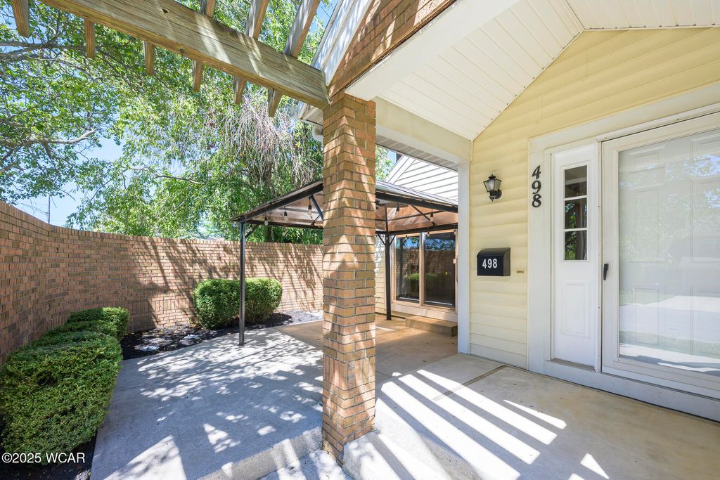 Photo of 498 Newford Drive, Bellefontaine, OH 43311 (MLS # 308144)