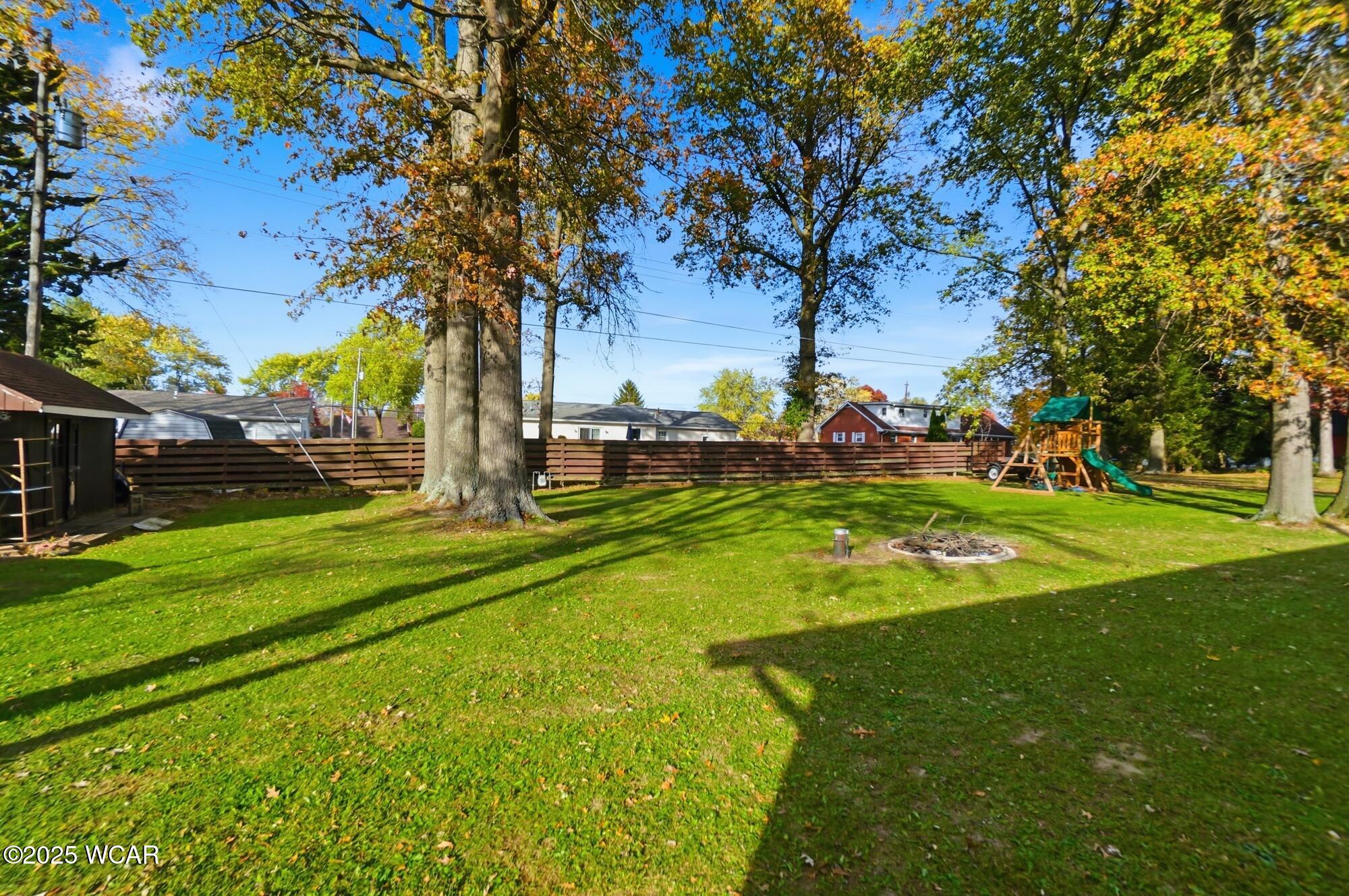 Lima, Ohio 45806, United States, 3 Bedrooms Bedrooms, ,2 BathroomsBathrooms,Residential,Active,238398