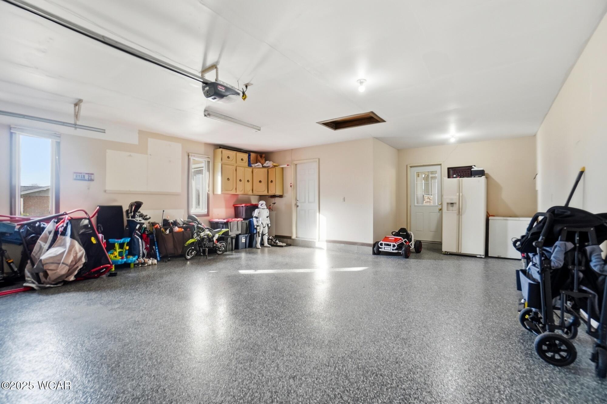 Lima, Ohio 45806, United States, 3 Bedrooms Bedrooms, ,2 BathroomsBathrooms,Residential,Active,238398