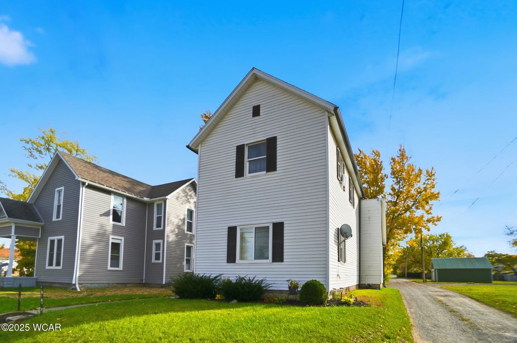 Photo of 711 W Kibby Street, Lima, OH 45804 (MLS # 308497)