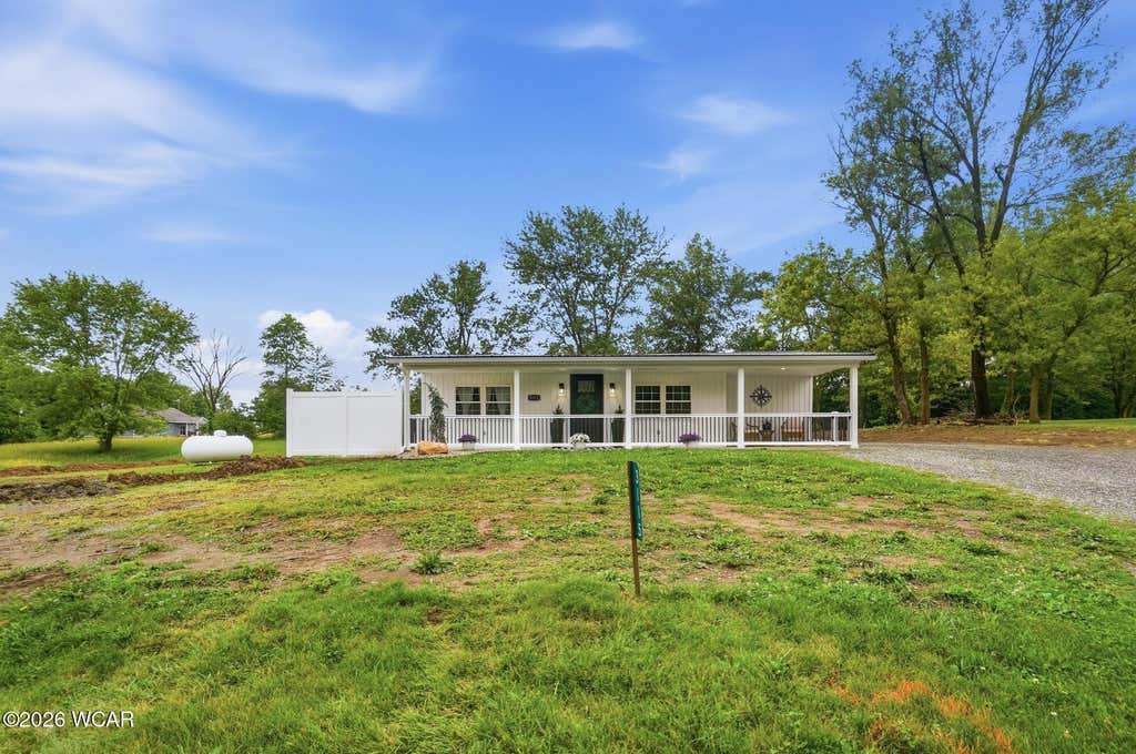 Photo of 3115 Loescher Road, Lima, OH 45801 (MLS # 310633)
