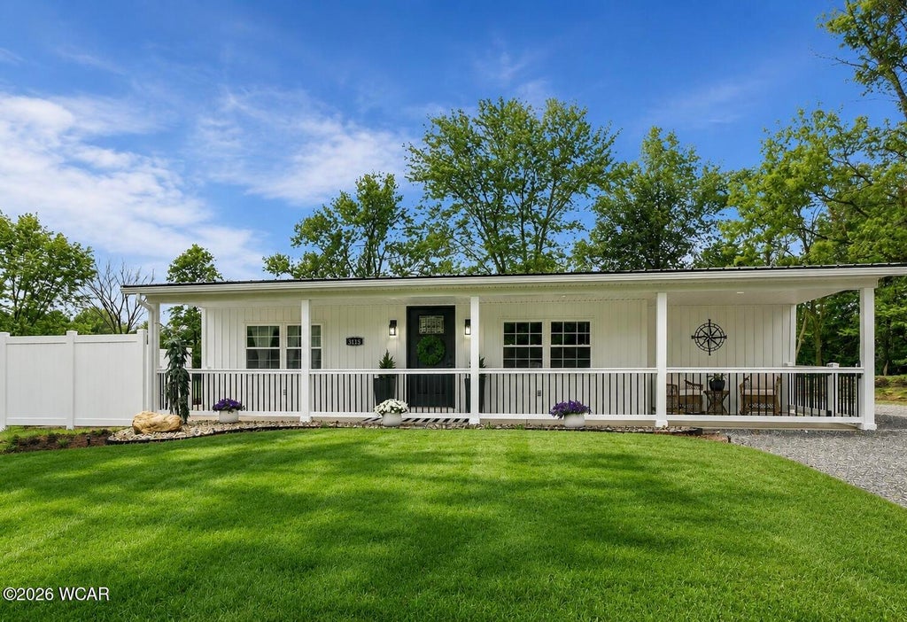 Photo of 3115 Loescher Road, Lima, OH 45801 (MLS # 310633)