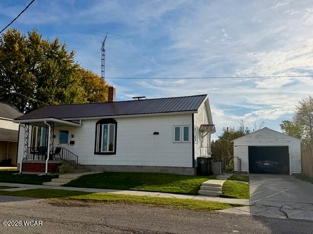 Photo of 319 W Lynn Street, Kenton, OH 43326 (MLS # 312057)