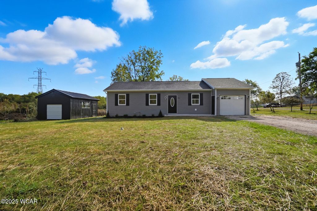 Photo of 4883 S Dixie Highway, Lima, OH 45806 (MLS # 308265)