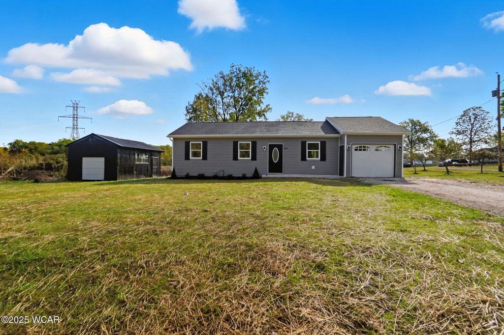 Photo of 4883 S Dixie Highway, Lima, OH 45806 (MLS # 308265)