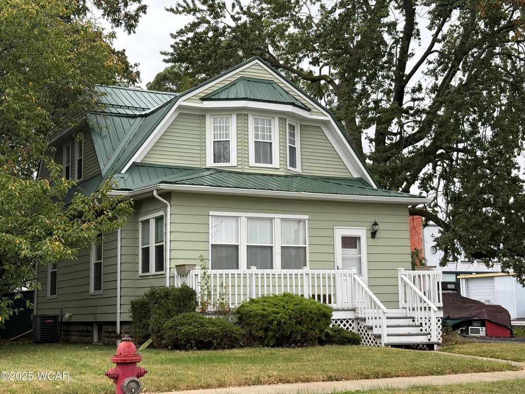 Photo of 202 N Jefferson Street, Van Wert, OH 45891 (MLS # 308310)