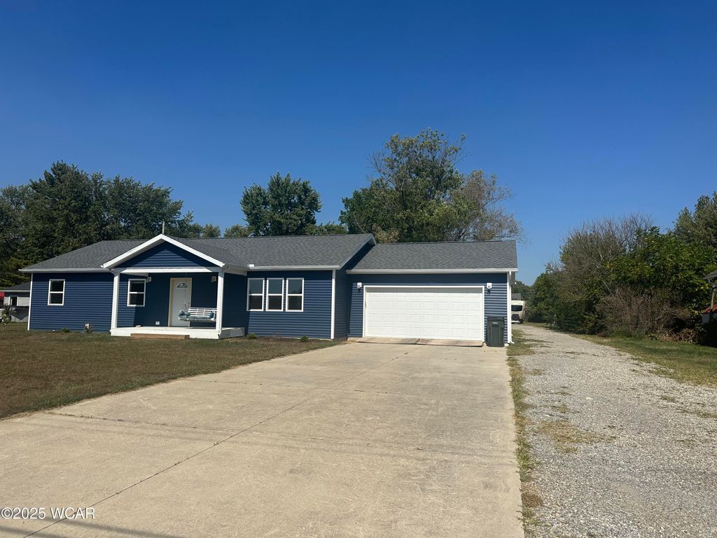 Photo of 2418 Adgate Road, Lima, OH 45805 (MLS # 308294)