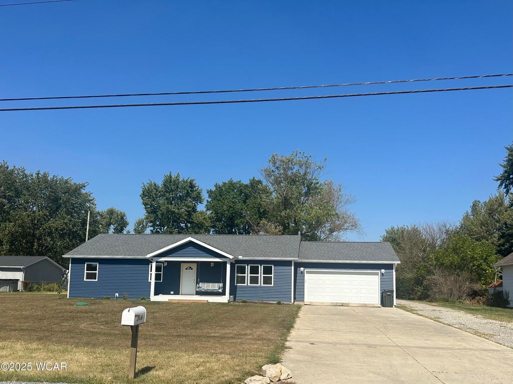 Photo of 2418 Adgate Road, Lima, OH 45805 (MLS # 308294)