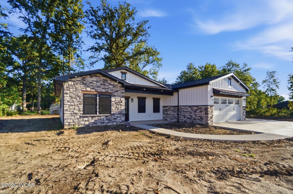 Photo of 164 Dealey Drive, Convoy, OH 45832 (MLS # 311551)