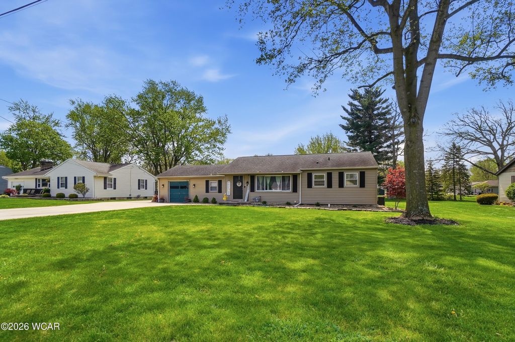 Photo of 1725 Jo Jean Road, Lima, OH 45806 (MLS # 309953)