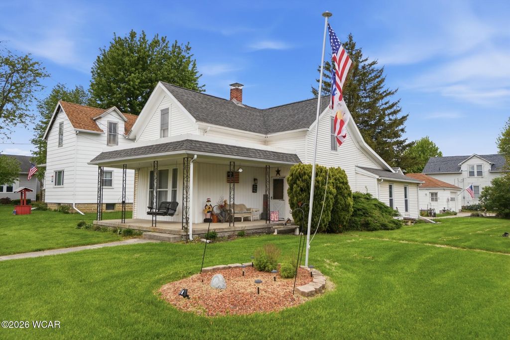 Photo of 534 E 5th Street, Delphos, OH 45833 (MLS # 310110)