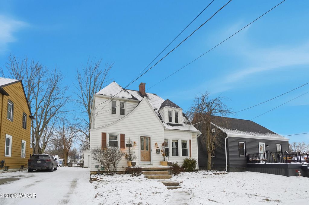 Photo of 308 S Judkins Avenue, Lima, OH 45805 (MLS # 309087)