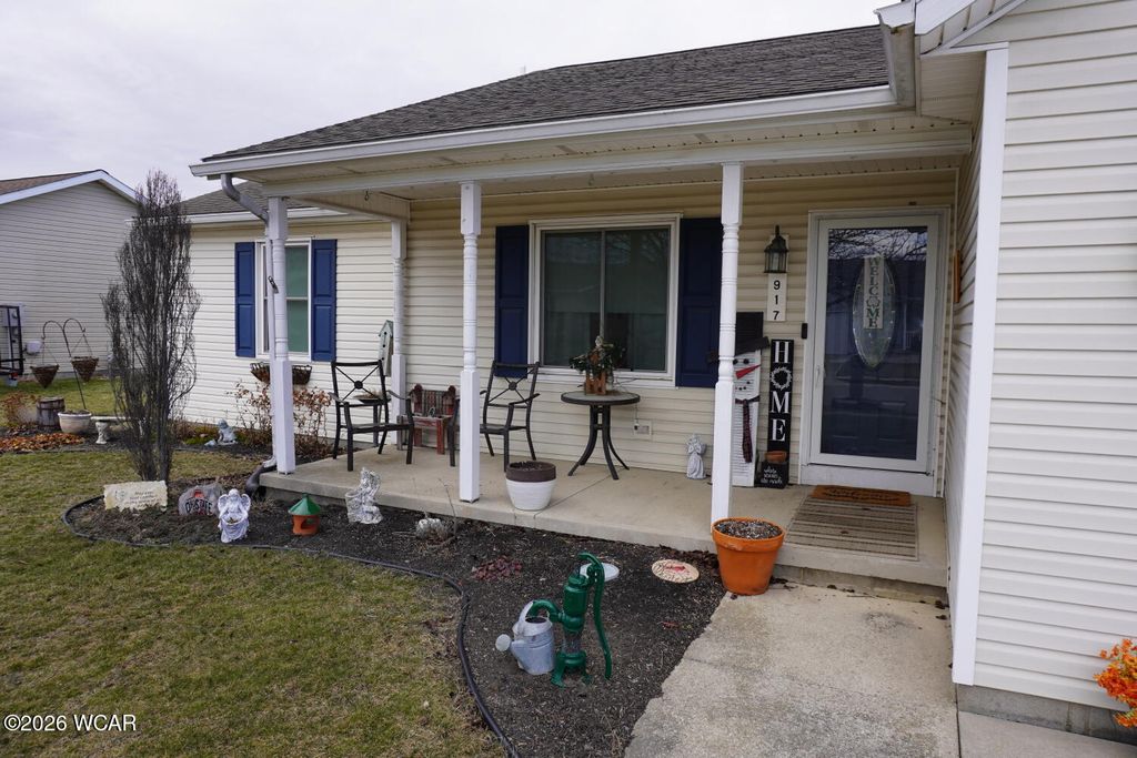 Photo of 917 Sunrise Drive, Wapakoneta, OH 45895 (MLS # 309570)