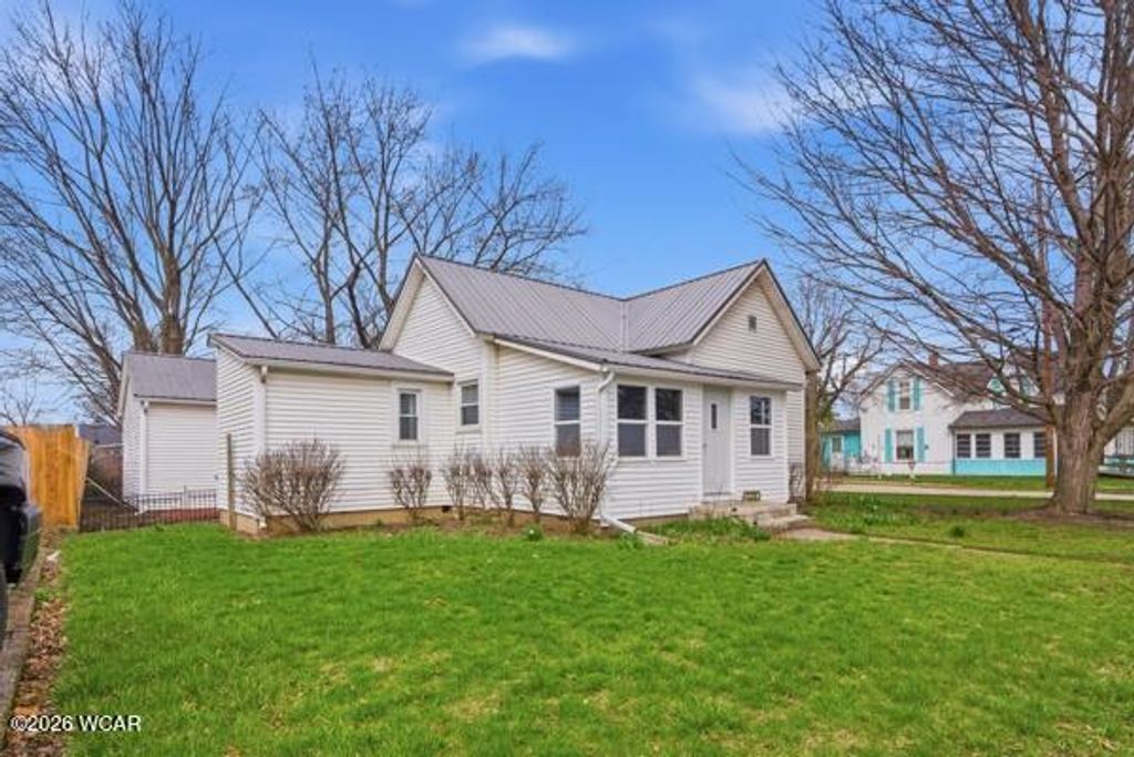 Photo of 329 N Main Street, Convoy, OH 45832 (MLS # 309759)