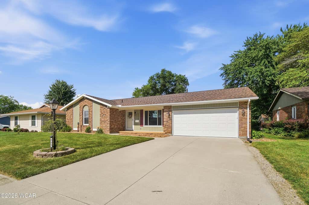 Photo of 537 Sunnymeade Lane, Lima, OH 45804 (MLS # 310889)